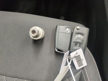 Skoda Karoq 2.0 TSI SportLine DSG 4WD (190 ps) - SMARTLINK - REVERSE CAM - N