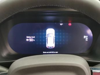 Volvo XC40 Recharge 69kWh Core (231 ps) - LANE DEPARTURE  - 19IN ALLOYS - B