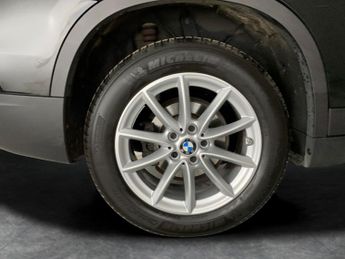 BMW X1 2.0 18d SE sDrive (150 ps) - NAV - BLUETOOTH - CRUISE
