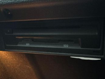 Volkswagen Golf 2.0 TDI R-Line DSG (150 ps) - ADAPT CRUISE - NAV - CARPLAY