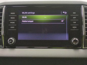 Skoda Karoq 2.0 TSI SportLine DSG 4WD (190 ps) - SMARTLINK - REVERSE CAM - N