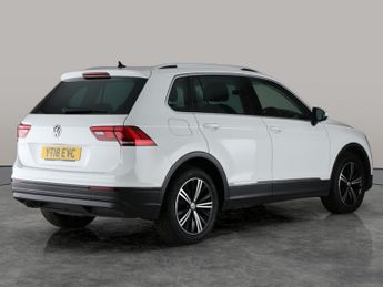 Volkswagen Tiguan 2.0 TDI SE Navigation DSG (150 ps) - BLUETOOTH - PARK SENSORS