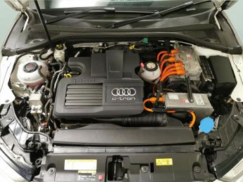 Audi A3 1.4 TFSI e-tron Sportback Plug-in e-S Tronic 8.8kWh (204 ps) - A