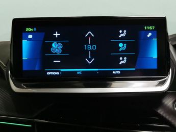 Peugeot E-208 50kWh GT (7.4kW Charger) (136 ps) - LED - REVERSE CAM - NAV