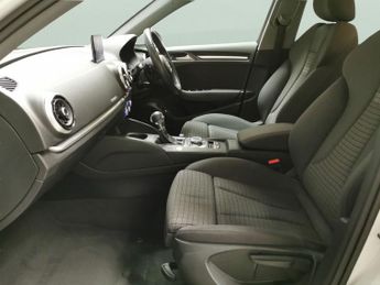 Audi A3 1.4 TFSI e-tron Sportback Plug-in e-S Tronic 8.8kWh (204 ps) - A