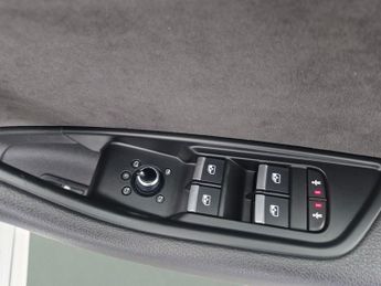 Audi A4 2.0 TDI 40 S line S Tronic quattro (190 ps) - DRIVING MODES - 19