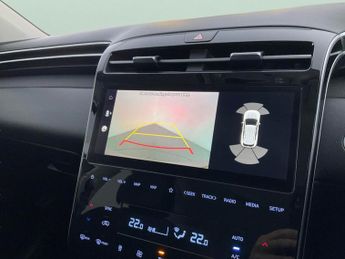Hyundai Tucson 1.6 h T-GDi 13.8kWh Premium Plug-in 4WD (265 ps) - REVERSE CAM
