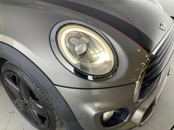Mini Hatch 1.5 Cooper (136 ps) - 18IN ALLOYS - PRIVACY GLASS - AUTO HEADLIG