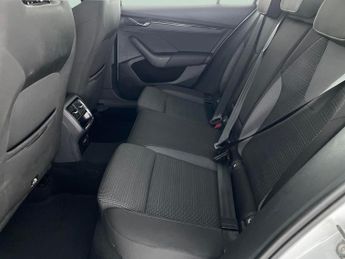 Skoda Octavia 1.4 TSI iV 13kWh SE Technology Plug-in DSG (204 ps) - SMARTLINK 
