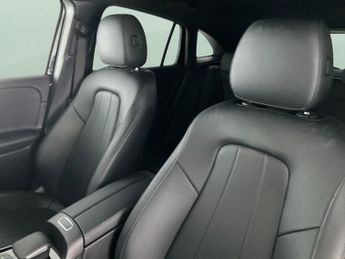 Mercedes-Benz EQA EQA 250+ 70.5kWh Sport (190 ps) - NAV - HEATED LEATHER
