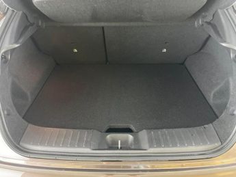 Nissan Juke 1.0 DIG-T N-Connecta DCT (114 ps) - HEATED SEATS - NAV - WIFI