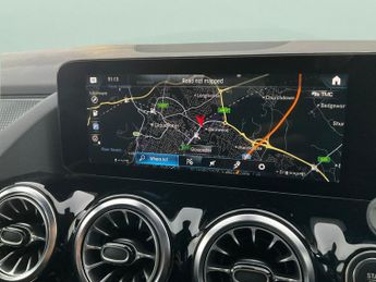 Mercedes-Benz EQA EQA 250+ 70.5kWh Sport (190 ps) - NAV - HEATED LEATHER