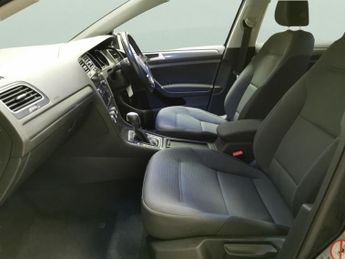 Volkswagen E-golf 35.8kWh e-Golf (136 ps) - CLIMATE CONTROL - DAB - USB AUDIO