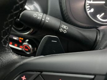 Nissan Juke 1.0 DIG-T N-Connecta DCT (114 ps) - HEATED SEATS - NAV - WIFI