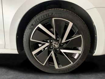 Skoda Octavia 1.4 TSI iV 13kWh SE Technology Plug-in DSG (204 ps) - LED - SMAR