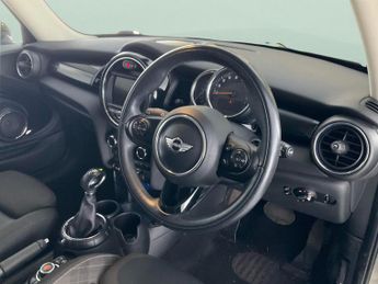 Mini Hatch 1.5 Cooper (136 ps) - 18IN ALLOYS - PRIVACY GLASS - AUTO HEADLIG