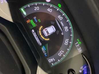 Toyota RAV4 2.5 VVT-h Design CVT (218 ps) - REVERSE CAM - NAV - LANE DEPARTU