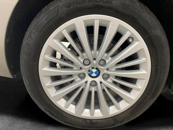 BMW 2 Series Active Tourer 2.0 220i Luxury (192 ps) - REVERSE CAM - EXTENDED LIGHTING