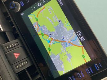 Toyota RAV4 2.5 VVT-h Design CVT (218 ps) - REVERSE CAM - NAV - LANE DEPARTU