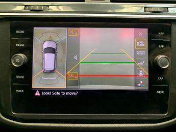 Volkswagen Tiguan 1.5 TSI EVO R-Line Tech DSG (150 ps) - PAN ROOF - ADAPT CRUISE -