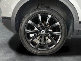 Volkswagen T-Roc 1.5 TSI EVO Black Edition DSG (150 ps) - SAT NAV - WIFI - BLUETO