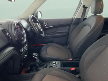 Mini Countryman 1.5 10kWh Cooper SE Classic Plug-in ALL4 (222 ps) - DIGITAL DASH