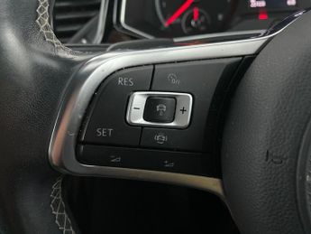 Volkswagen T-Roc 1.5 TSI EVO Black Edition DSG (150 ps) - SAT NAV - WIFI - BLUETO