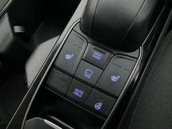 Hyundai Ioniq 38.3kWh Premium (136 ps) - LED - REVERSE CAM - NAV