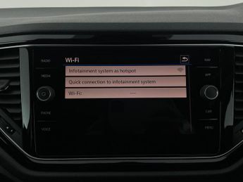 Volkswagen T-Roc 1.5 TSI EVO Black Edition DSG (150 ps) - SAT NAV - WIFI - BLUETO