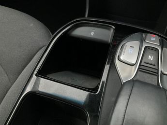 Hyundai Ioniq 38.3kWh Premium (136 ps) - LED - REVERSE CAM - NAV