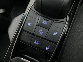 Hyundai Ioniq 38.3kWh Premium (136 ps) - LED - REVERSE CAM - NAV