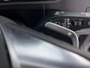 Audi e-tron 55 Technik quattro 95kWh (11kW Charger) (408 ps) - KEYLESS ENTRY