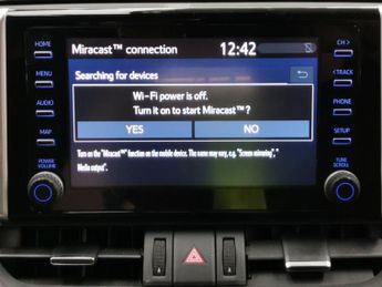 Toyota RAV4 2.5 VVT-h GPF Design CVT (218 ps) - LED - REVERSE CAM - NAV