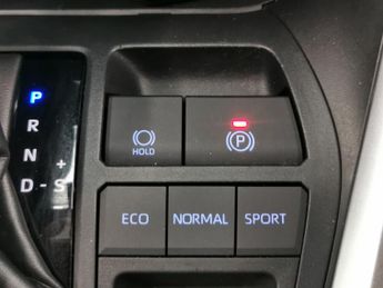 Toyota RAV4 2.5 VVT-h GPF Design CVT (218 ps) - LED - REVERSE CAM - NAV