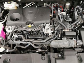 Toyota RAV4 2.5 VVT-h GPF Design CVT (218 ps) - LED - REVERSE CAM - NAV