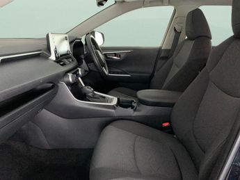 Toyota RAV4 2.5 VVT-h GPF Design CVT (218 ps) - LED - REVERSE CAM - NAV