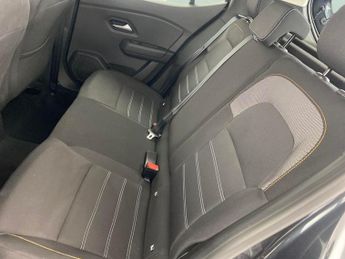 Dacia Sandero Stepway 1.0 TCe Comfort CVT (90 ps) - PARK SENSORS - DAB - USB AUDIO