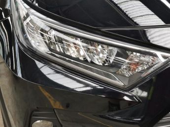 Toyota RAV4 2.5 VVT-h GPF Design CVT (218 ps) - LED - REVERSE CAM - NAV