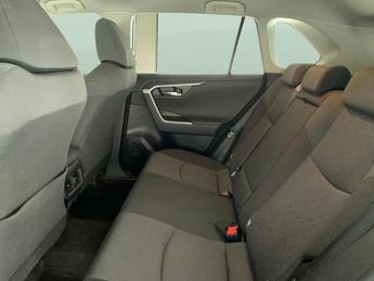 Toyota RAV4 2.5 VVT-h GPF Design CVT (218 ps) - LED - REVERSE CAM - NAV