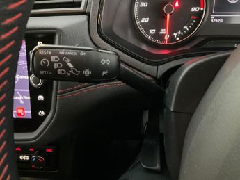 Seat Ibiza 1.0 TSI FR DSG (110 ps) - CLIMATE CONTROL - 17IN ALLOYS - PRIVAC