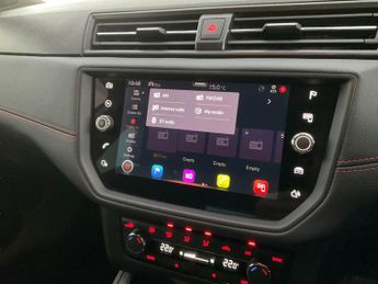 Seat Ibiza 1.0 TSI FR DSG (110 ps) - CLIMATE CONTROL - 17IN ALLOYS - PRIVAC