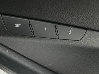 Audi e-tron 55 Technik quattro 95kWh (11kW Charger) (408 ps) - KEYLESS ENTRY