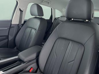 Audi e-tron 55 Technik quattro 95kWh (11kW Charger) (408 ps) - KEYLESS ENTRY