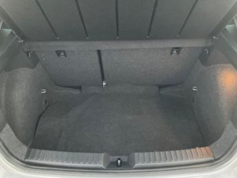 Seat Ibiza 1.0 TSI FR DSG (110 ps) - CLIMATE CONTROL - 17IN ALLOYS - PRIVAC
