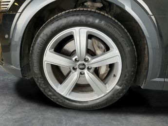 Audi e-tron 50 Technik quattro 71.2kWh (313 ps) - KEYLESS ENTRY - LED - REVE