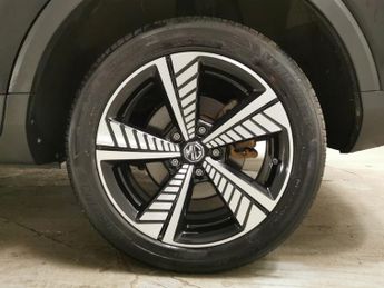 MG ZS 44.5kWh Exclusive (143 ps) - NAV - BLIND SPOT ASSIST - LANE DEPA