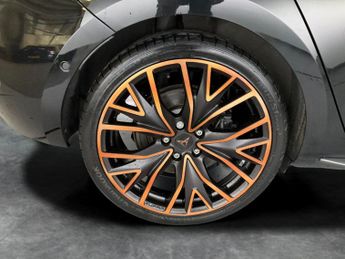 Cupra Leon 1.4 eHybrid 12.8kWh VZ2 Design Edition Plug-in DSG (245 ps) - LE