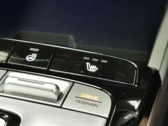 Hyundai Tucson 1.6 h T-GDi 13.8kWh Premium Plug-in 4WD (265 ps) - KEYLESS ENTRY