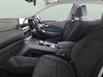 Hyundai Kona 39kWh SE Connect (10.5kW Charger) (136 ps) - REVERSE CAM - NAV -