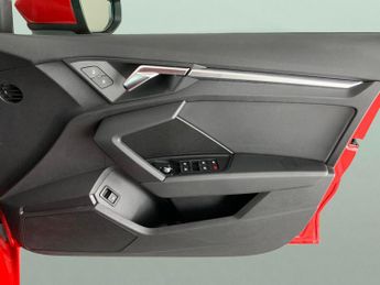 Audi A3 1.4 TFSIe 40 Sport Sportback Plug-in S Tronic 13kWh (204 ps) - C